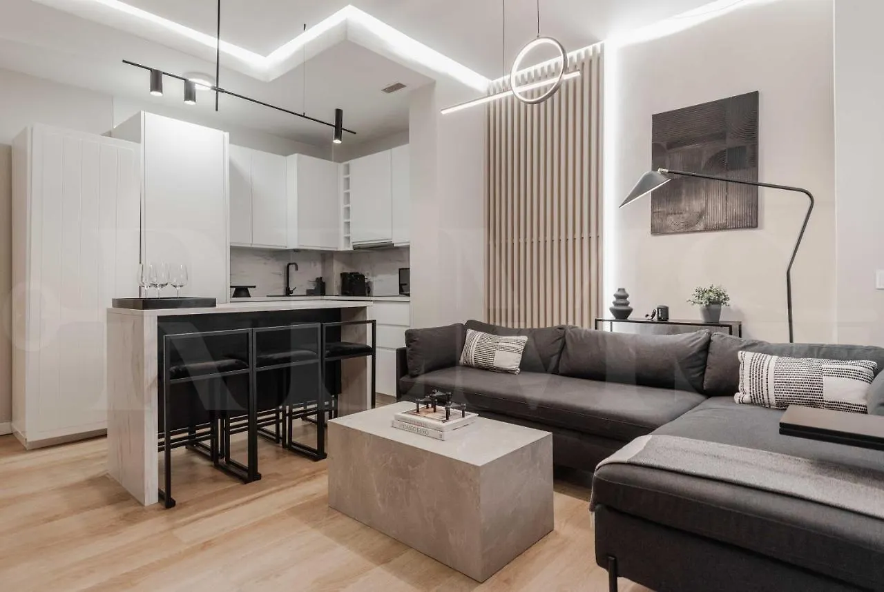 Contemporary Minimalist Apartment By Rems Malaga